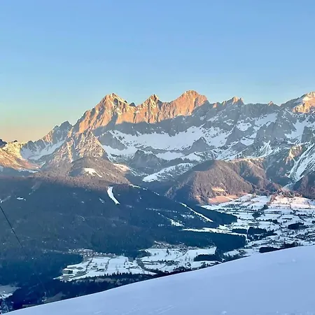 Tritscher's Dachstein Апартаменты *